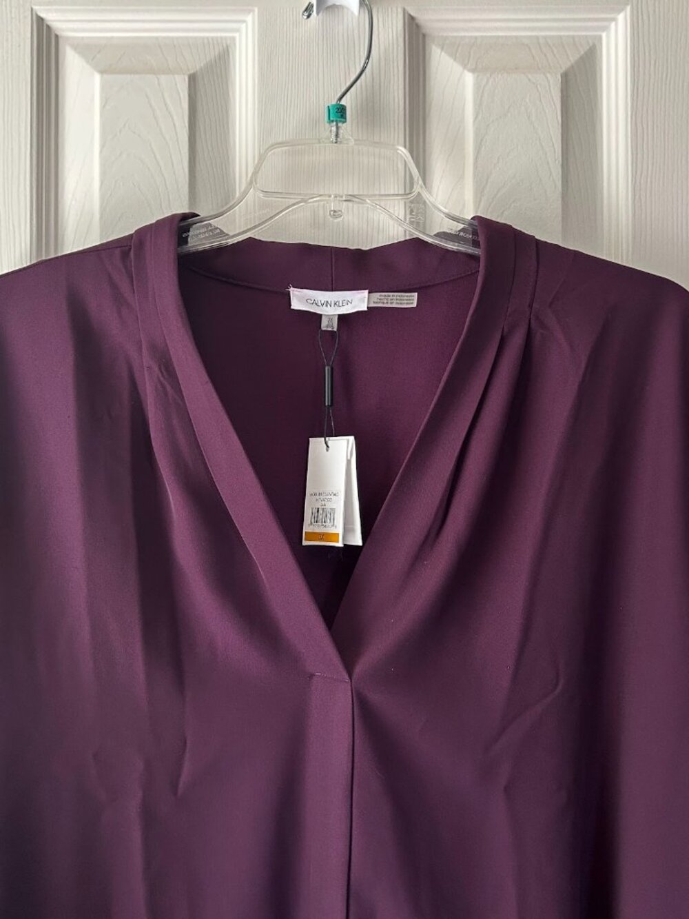 NWT Calvin Klein Modern Essentials Blouse 3X Burgundy Plum Wine Roll Tab Sleeve - Picture 3 of 5